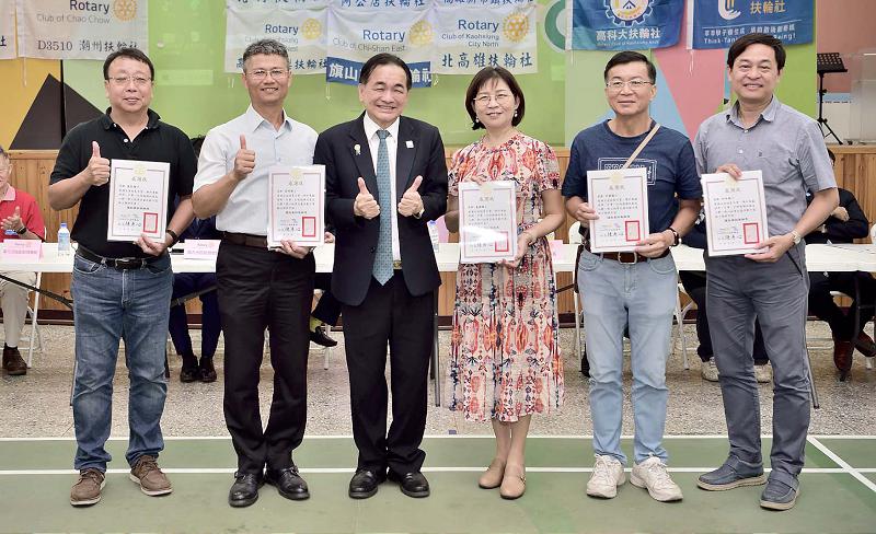 高雄阿公店扶輪社2025火金姑夏令營 岡山區8國小115生歡喜結業