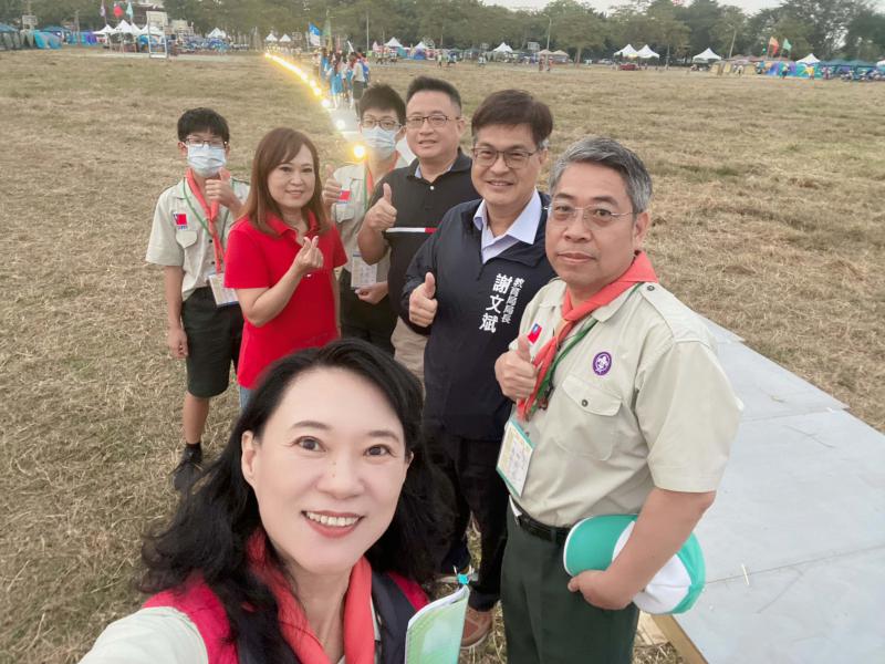 高市112年度國中童軍教育聯合露營大仁國中吳東竑、吳承翰 專訪教育局長謝文斌
