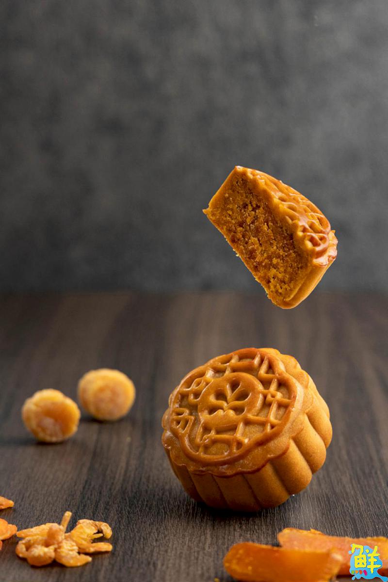 高雄日航酒店攜手中外餅舖 推出月餅禮盒 為中秋獻暖