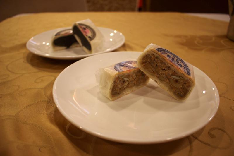 高雄知名江浙菜餐廳 6經典口味蘇式月餅迎中秋 上等堅果搭配水果乾輕糖少油