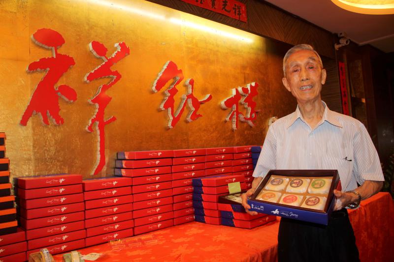 高雄知名江浙菜餐廳 6經典口味蘇式月餅迎中秋 上等堅果搭配水果乾輕糖少油