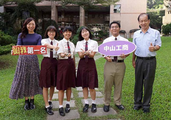 教育部全國高中外語群英日語簡報賽 中山工商應英、應日科4生抱回2金