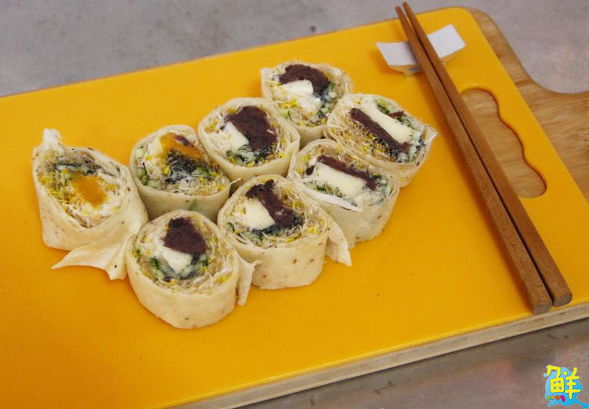 二代傳承打造新風味! 高雄春捲名店 顏春捲 飽滿餡料不怕你吃