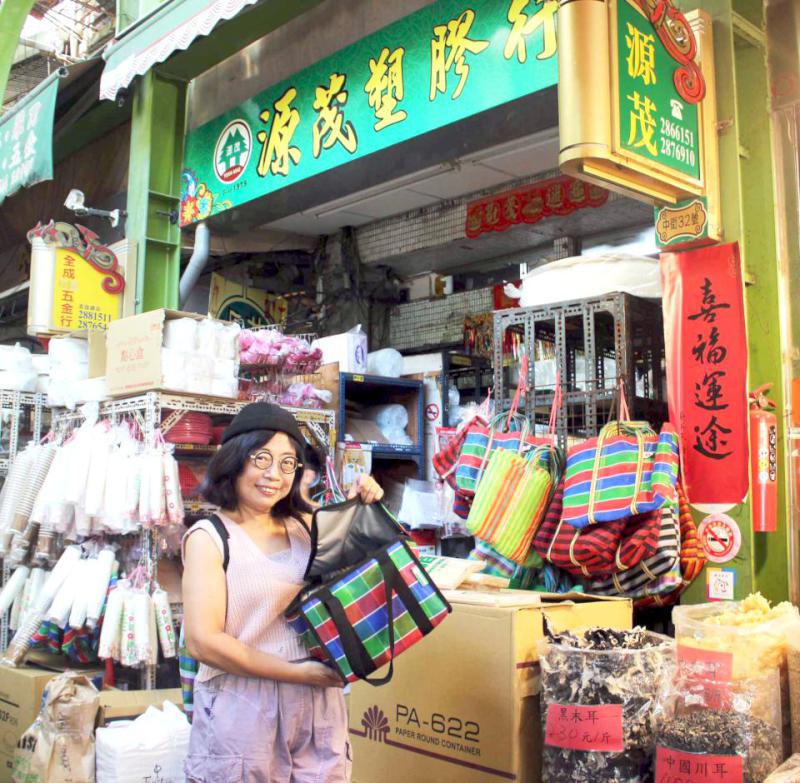 【第268期】源茂塑膠行屹立高市三鳳中街46年 第二代跨足文創市場開發咬錢袋