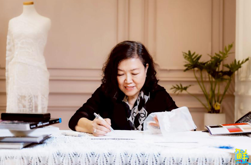 讓您的每次出席 都驚豔全場 艾絲特手工婚紗引領禮服新風範