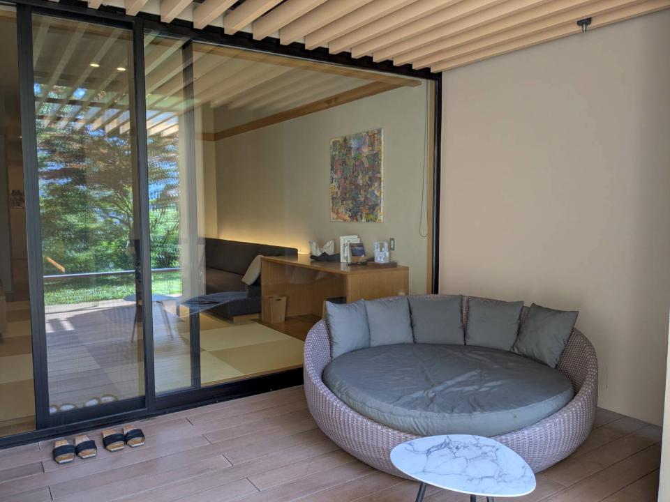 【日本生活旅遊】推開窗，泡在陽台溫泉的箱根午後