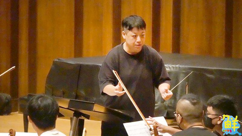 不愛唸書的孩子也能贏得掌聲   城市擊樂團 曾意鈞 淬鍊生命經歷散播教育愛