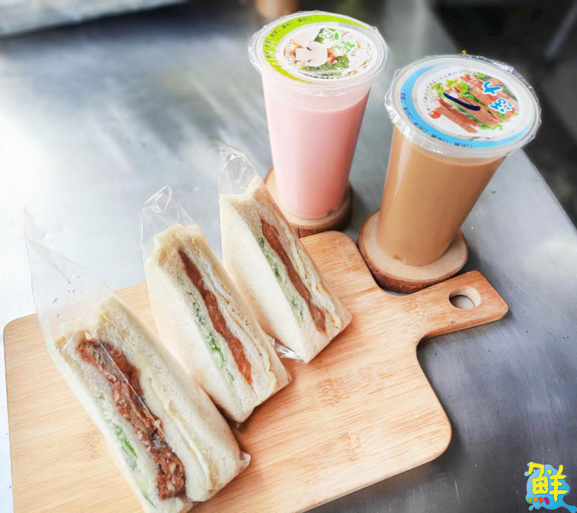 比臉大的雞排!?底加啦~ 楠梓人天天報到ㄟ阿鳳早餐 幫您補充滿滿元氣