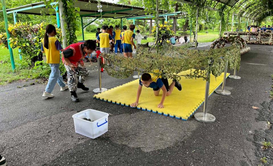 河堤國小前進農場首辦畢業宿營 逾百名親師生參與野炊等系列活動