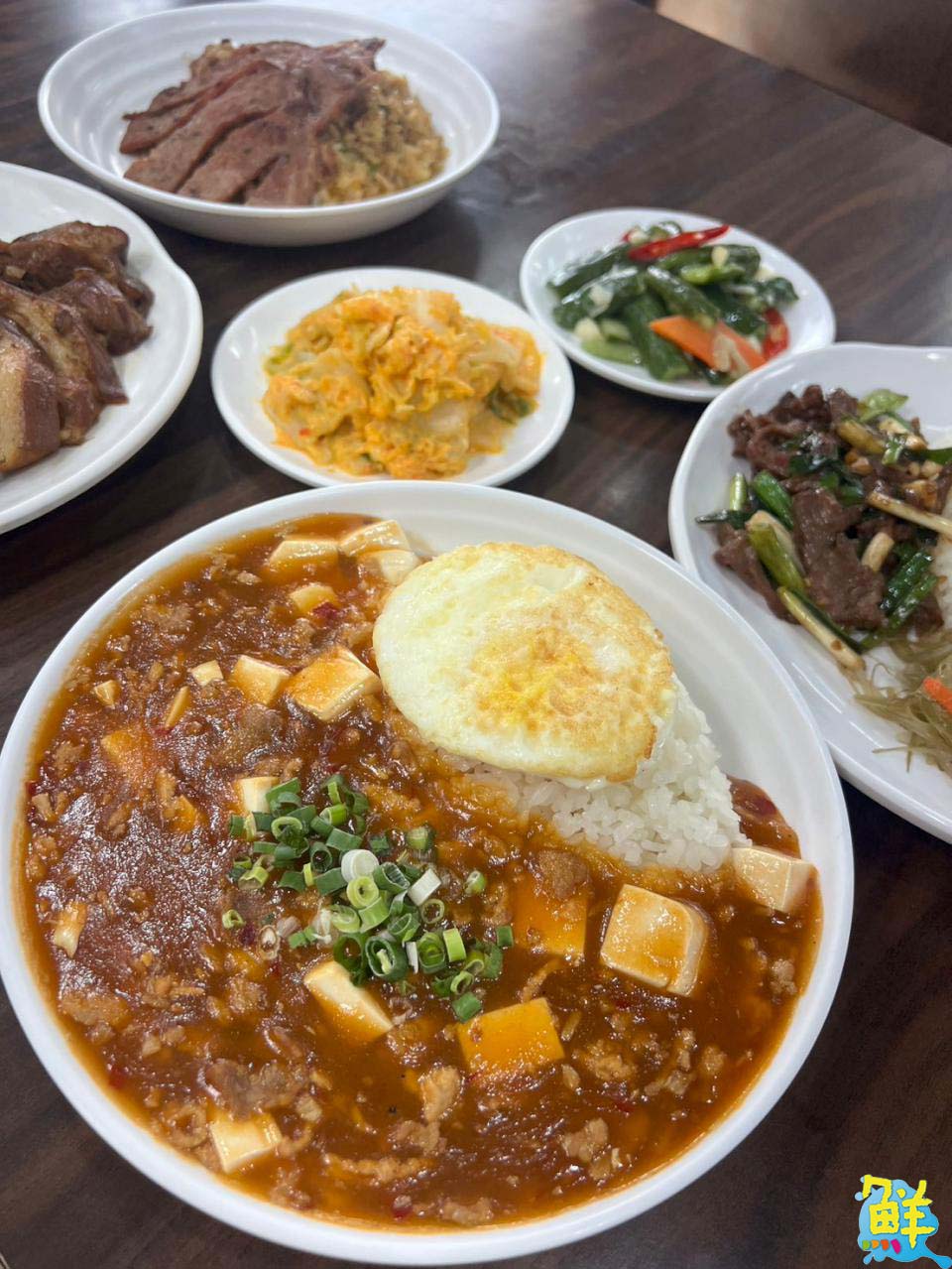 大碗擱滿意 !滿溢食堂 楠梓車站附近 人氣必吃美食