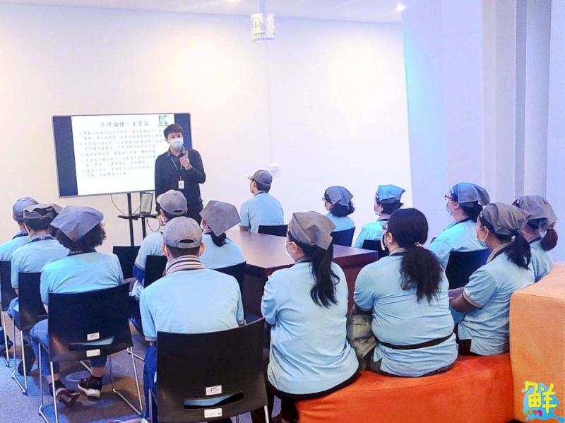 健康潔淨大使 康潔實業有限公司 專業熱忱服務 悉心維護您的生活品質