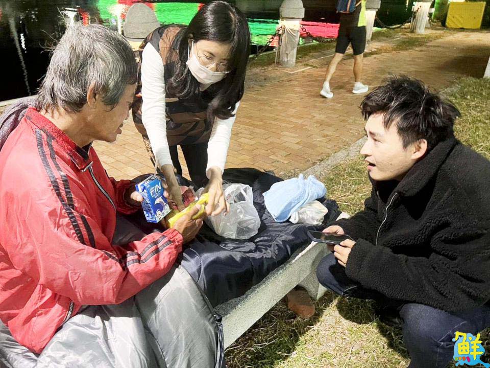傳奇佛緣 善行無界限 行德宮 發揚慈善心 寒冬送溫暖 