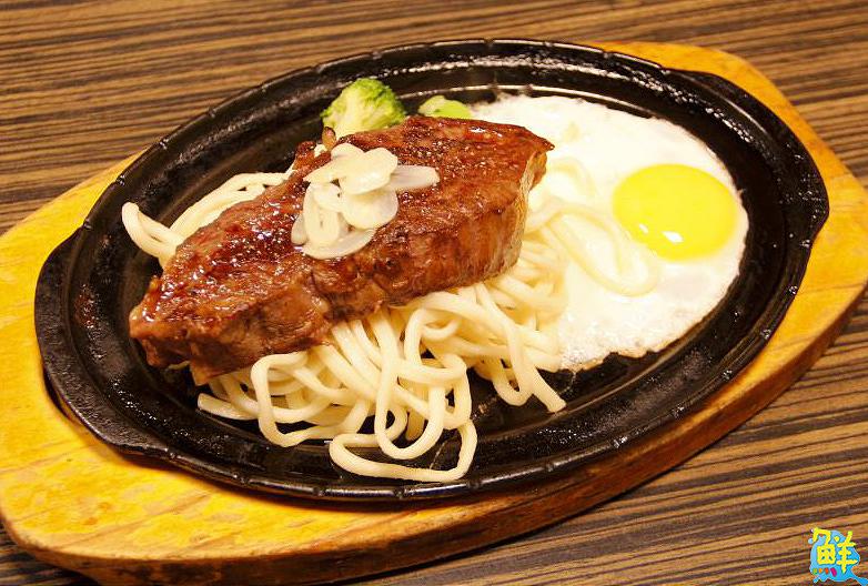 牛排控福音! 犇の野平價原塊牛排讓美味在口中狂犇