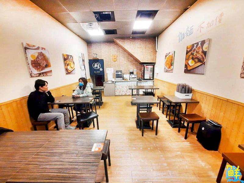 牛排控福音! 犇の野平價原塊牛排讓美味在口中狂犇