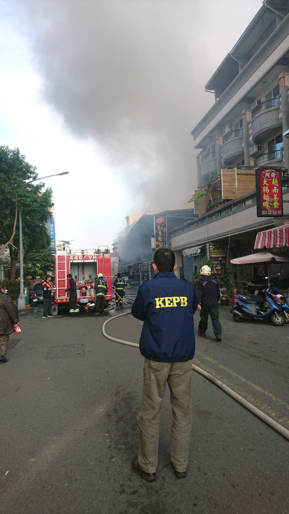 高雄楠梓工廠倉庫火警  環保局發空污警報