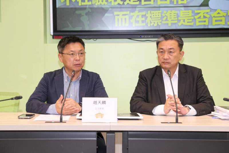 立委趙天麟、王定宇要求國防部儘速檢討「國軍抗彈板驗收合格卻不合用」之規格標準