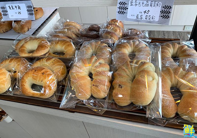 秒殺麵包!台首大品樂軒烘焙坊 各式麵包任君挑選