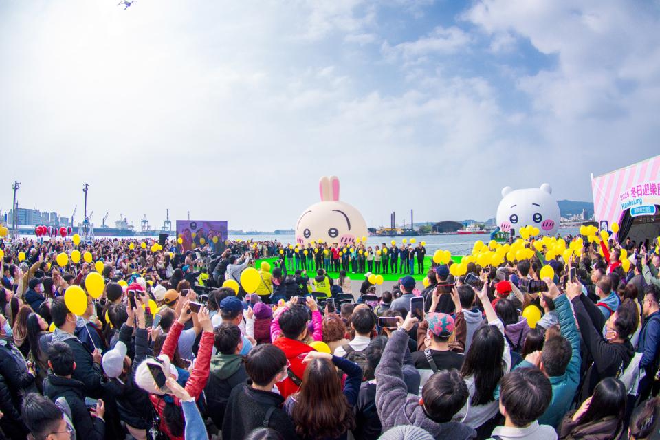 席捲全台!吉伊卡哇擁萬人祝福快樂出航與小八貓、兔兔相見歡