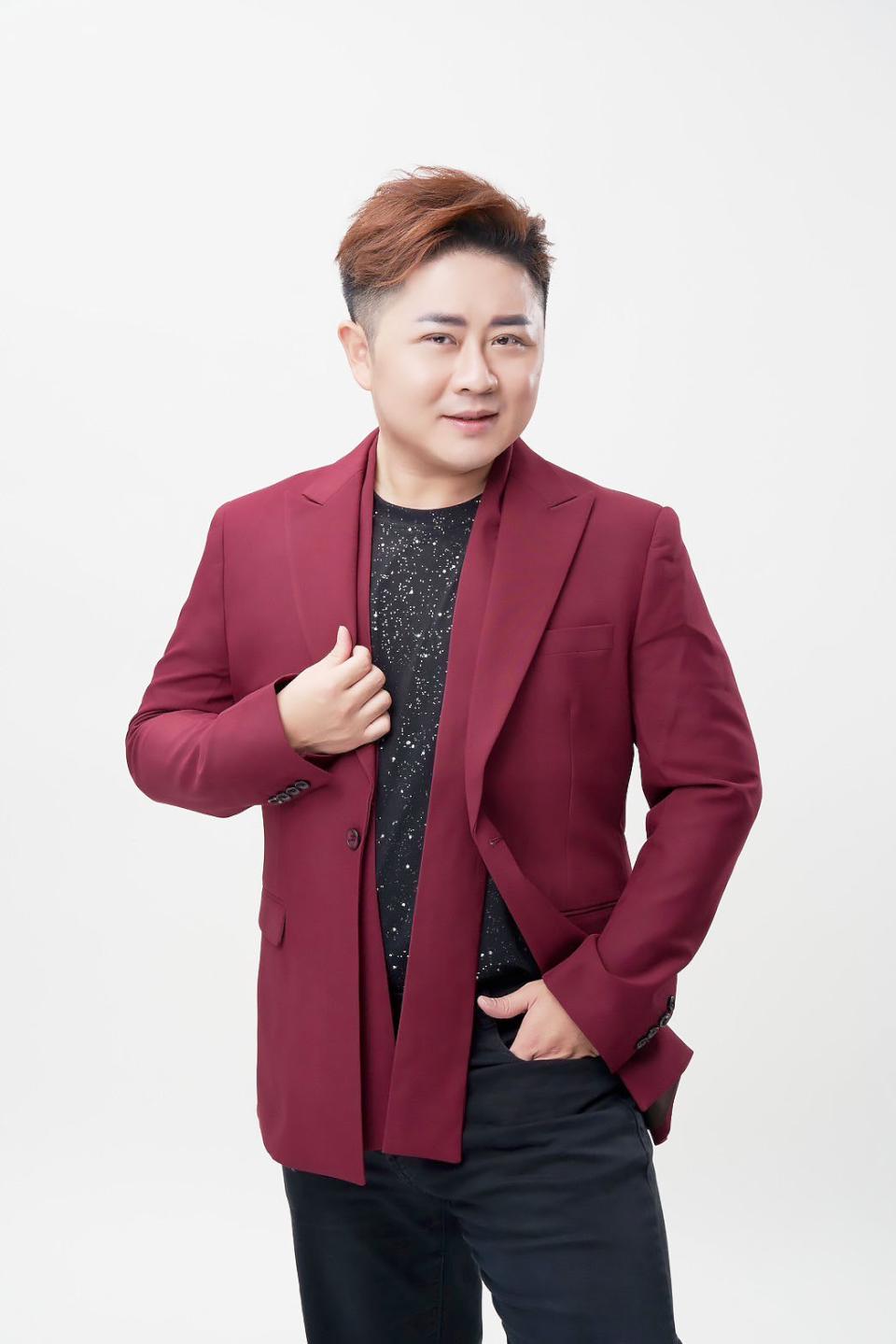 【第304期】百萬兄弟檔哥哥陳昭瑋現身高市鳳山大東公園 主持鳳山區公所2025鳳山光之季活動