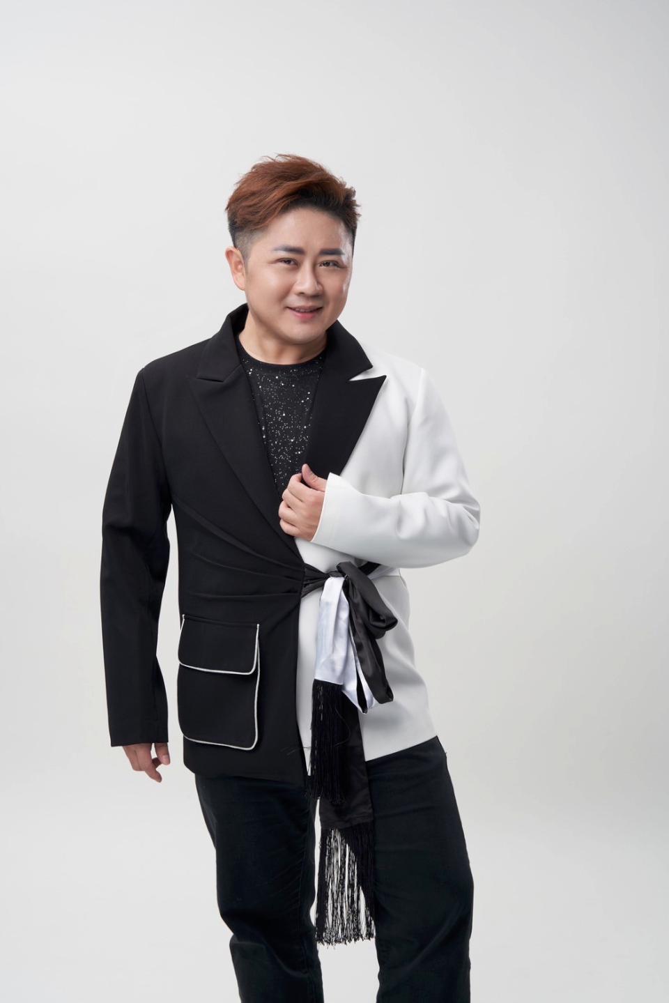 【第304期】百萬兄弟檔哥哥陳昭瑋現身高市鳳山大東公園 主持鳳山區公所2025鳳山光之季活動