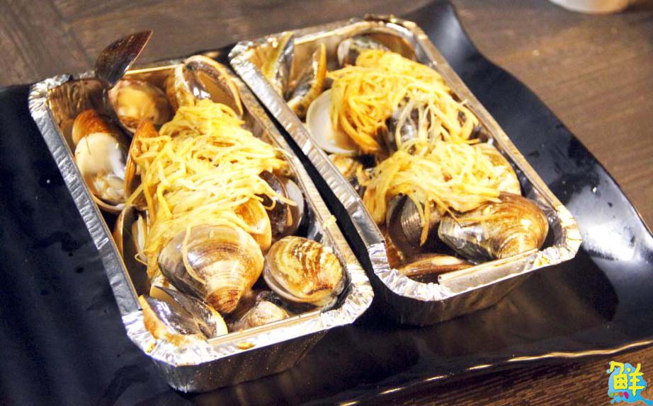 大寮發跡 碳烤達人就是帥! 烤肉餐車唯一指名王牌碳烤