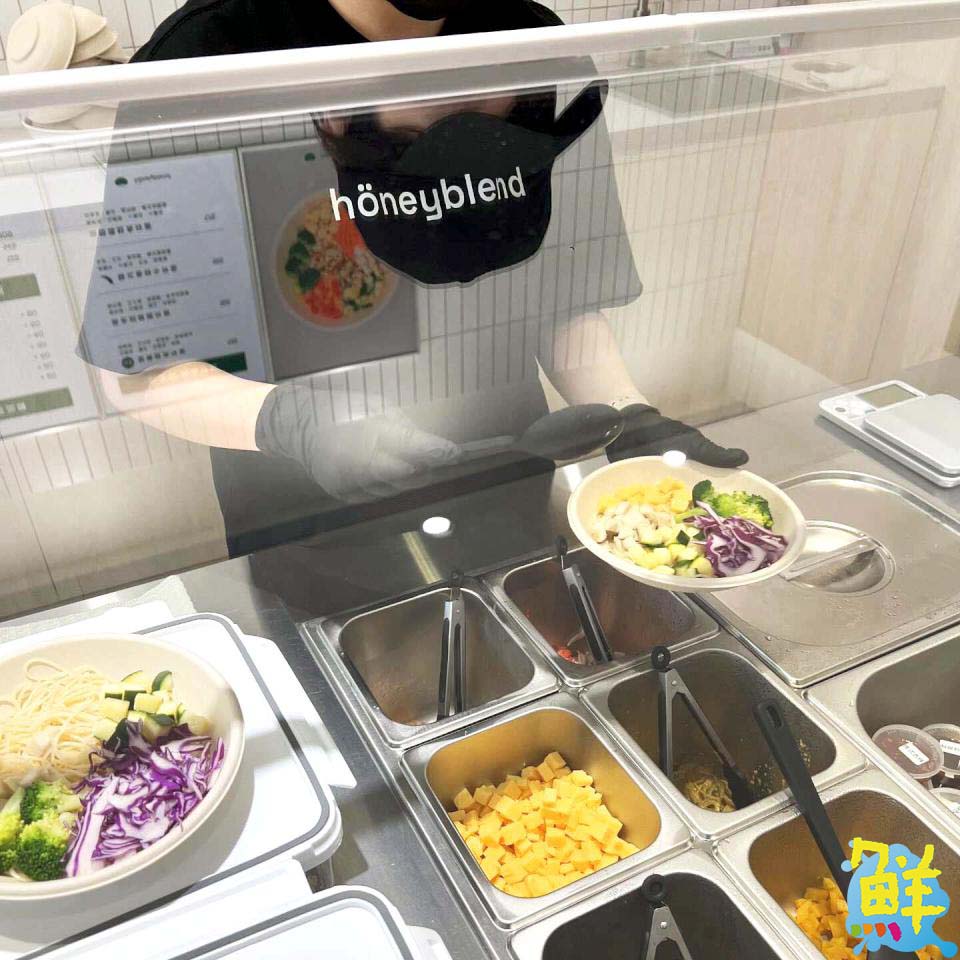 陽明商圈高人氣輕食餐! Honeyblend和你拌拌 給您吃不膩的輕食拌飯