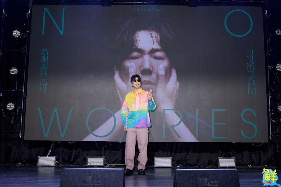 專輯主打〈沒事的〉MV中蕭煌奇扮計程車司機 體驗人生悲歡離合