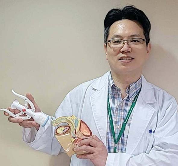 高市7歲男童解尿癢痛確診罹包皮龜頭炎 阮綜合醫院新式包皮槍手術治癒