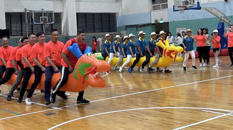 高師大校友會攜手母校合辦全校友趣味運動會 造勢加溫69週年校慶