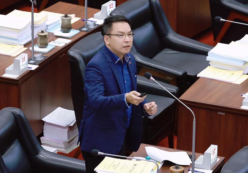 每逢選舉必抹黑?民進黨高市議員黃文益痛批國民黨高雄市立委候選人應表態