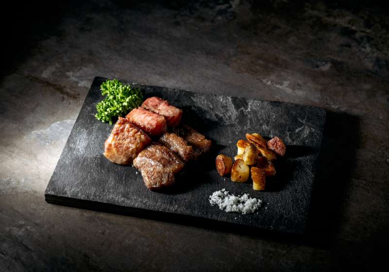 無菜單鐵板席捲南下 「明水然‧樂」南部獨家新光三越三多店 征服你的味蕾