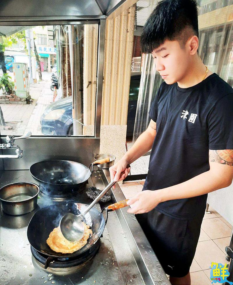 好吃到停不下來！津園炒燴飯 三民大昌商圈美味朝聖地 