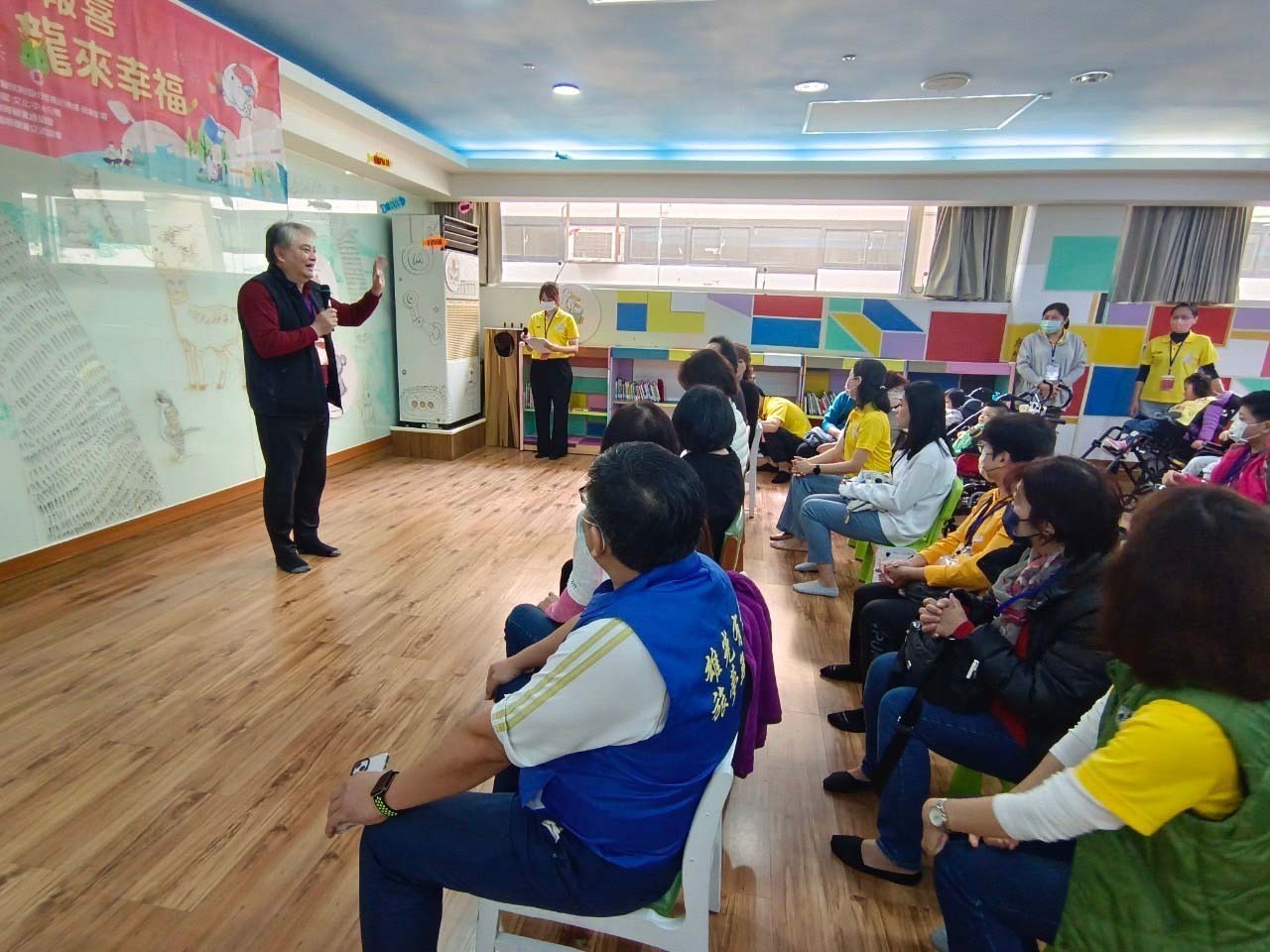 民生醫院附設飛象家園攜手4單位 合辦文化報喜、龍來幸福賀年活動