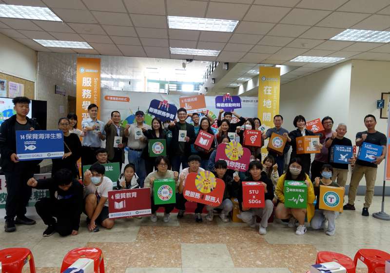 樹科大2023服務學習成果展暨專書發表會 為期兩天相約圖資大樓一樓藝文穿堂