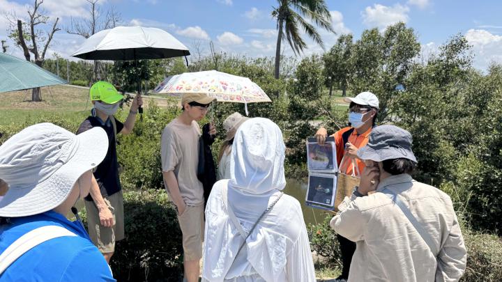 青年局山海探險隊第二條踏訪林園林內社區 探索紅樹林生態百年天地掃工藝