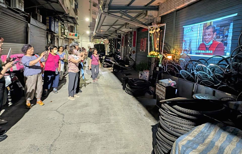 中山大學2025年第8屆鹽夏不夜埕夜間藝術展 5月10日至17日府北公園登場