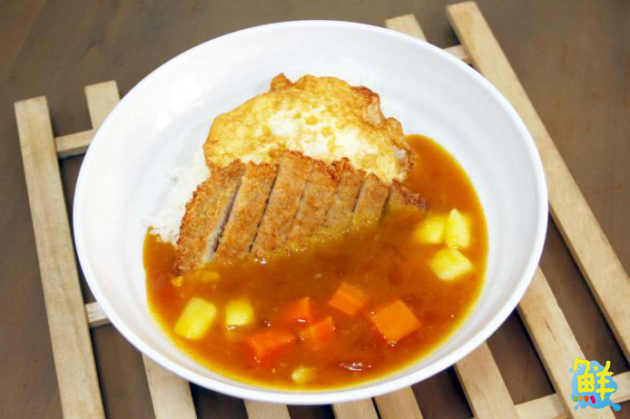 仁武必訪!學子們念念不忘的好味道 森森 炒飯•鍋燒麵