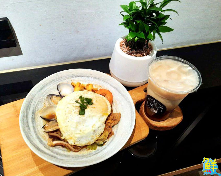 鳳山夜貓族首選 柴柴啃吐司 堅持手作ㄟ好滋味 用美食陪您High翻夜生活