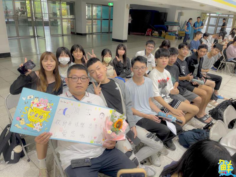 嘉藥學務處攜手學生會及學生議會慶祝教師節 向教師獻上誠摯感恩