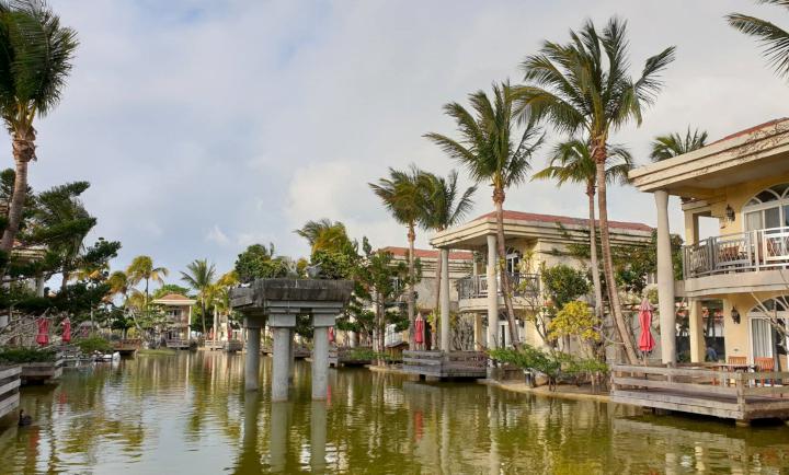 屏東墾丁天鵝湖湖畔渡假飯店致敬防疫醫護人員 入住一晚定價3折優惠