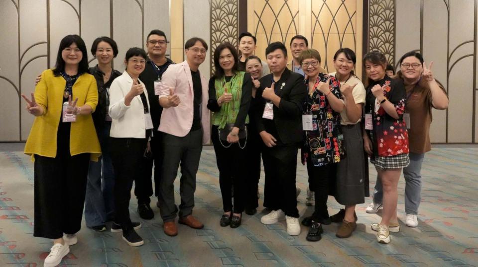 樹德家商第11屆校友會易主 餐飲科校友劉柏揚當選理事長