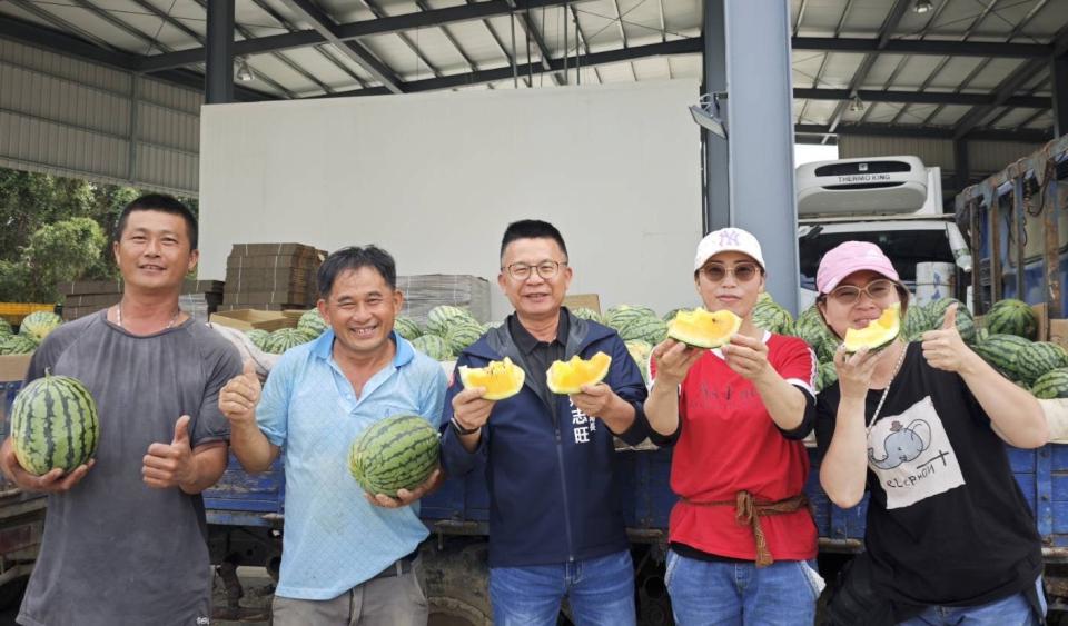 高市香瓜、西瓜成熟量產 農業局續輔導合作社產銷優質安全瓜果歡迎選購