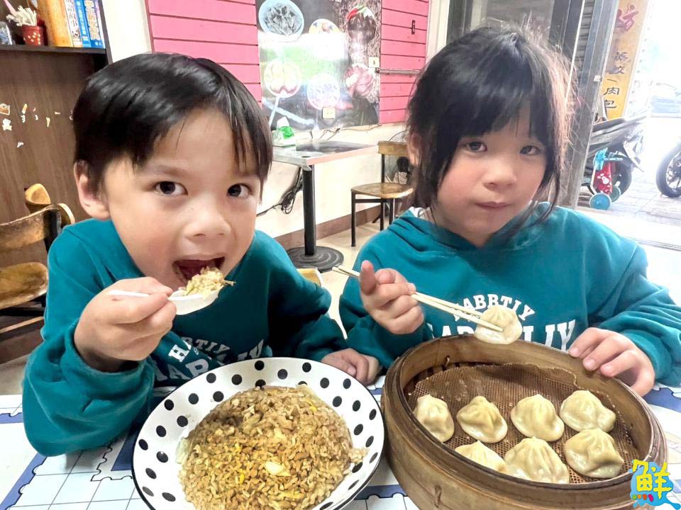 二代小店長出馬! 天心坊湯包-楠梓藍田店 國民美食魅力無法擋
