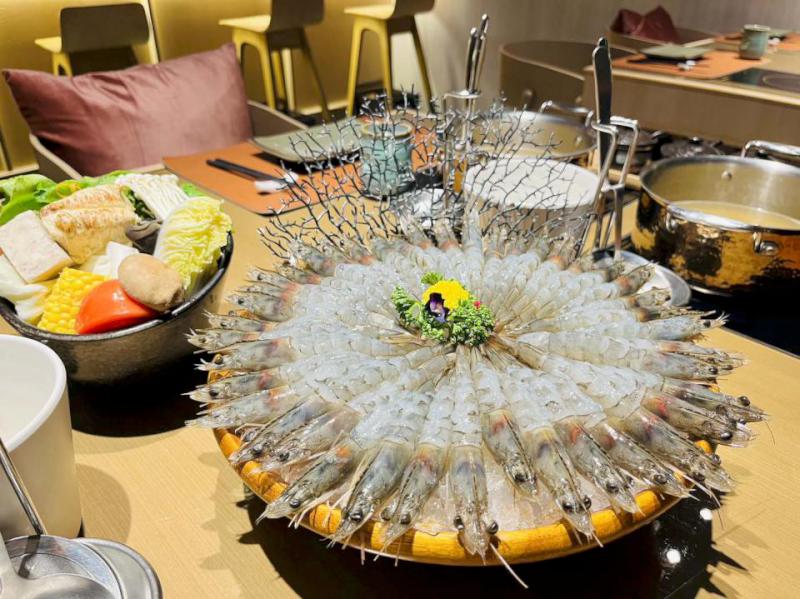 高雄承億酒店1週歲吉祥物夢獸憨吉生日 9月推一折住宿餐飲優惠主題活動