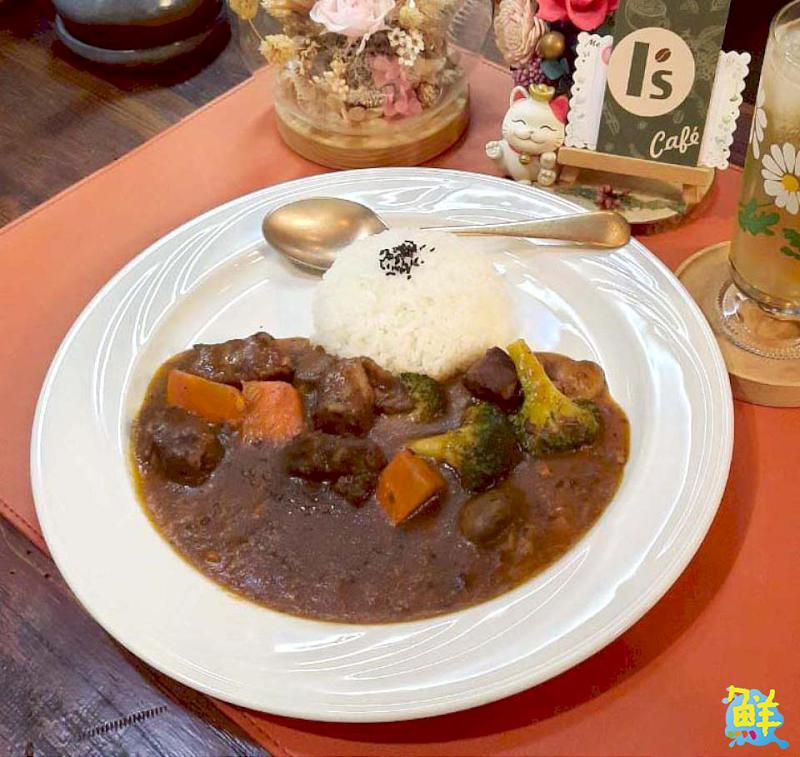 料理與咖啡都值得細細品嚐 Is咖啡 不只是咖啡 也是午後的溫柔所在