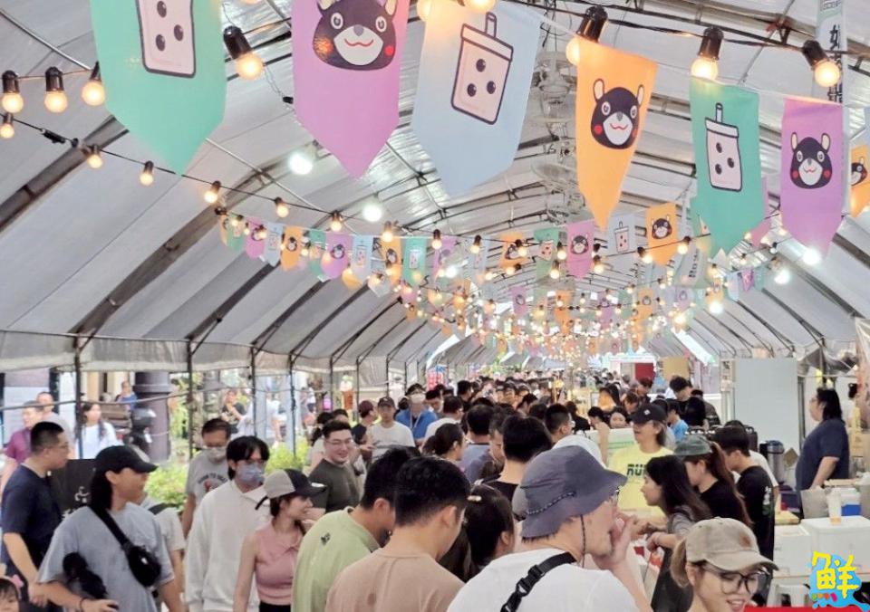 「2025高雄奶茶節」評鑑大賞得獎店家出爐!熱氣球、鹹酥雞嘉年華、咖啡節活動接力登場