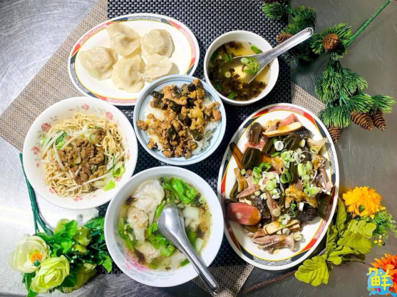 排隊人氣銅板美食二聖麵館 在地飄香40年