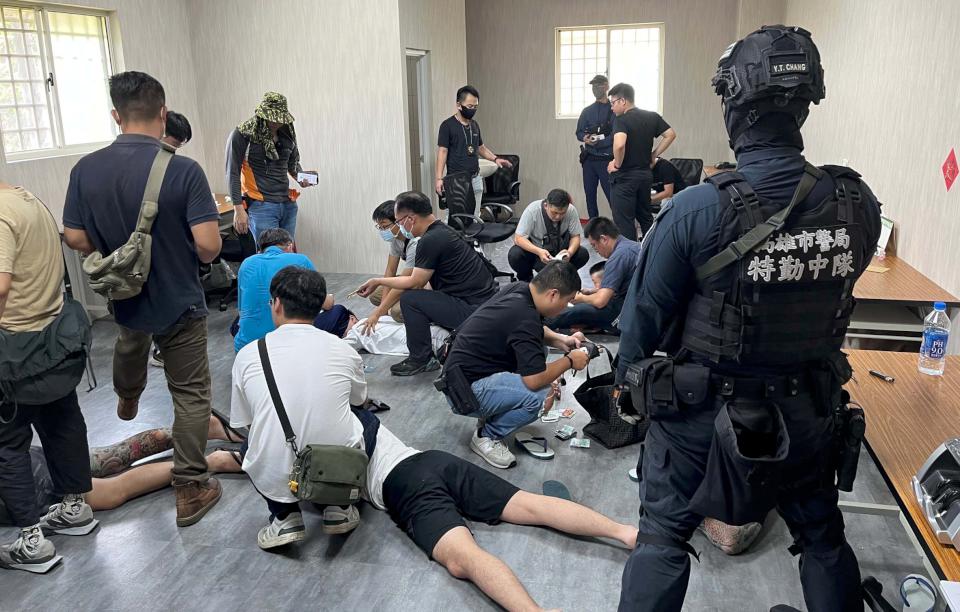 高市刑大偵三隊8分隊等7單位破暴力討債集團逮9人 6旬婦無力償還遭強拍猥褻照