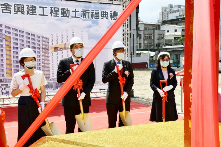 高醫大國際學生宿舍興建工程動土 預計115年2月完工提供996床位