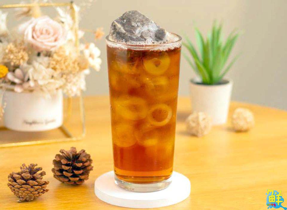 巨蛋商圈人氣飲品 MOMOSO 巨蛋店 毛毛手魅力無法擋